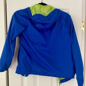 The North Face windbreaker rain jacket. Boys Medium 10/12